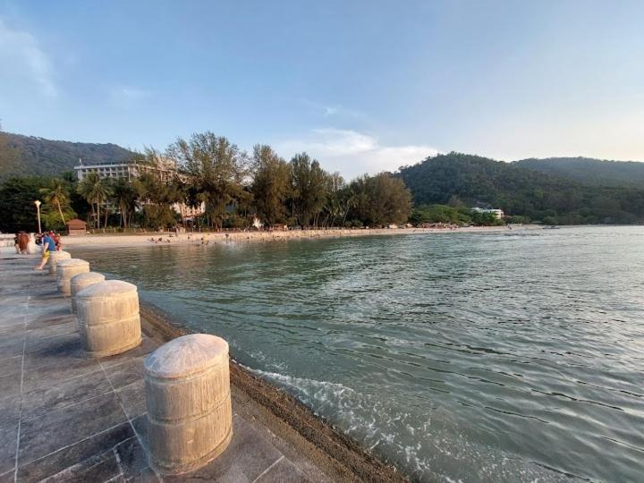 My Cozy Nest - Near Beach Batu Feringgi Exteriér fotografie